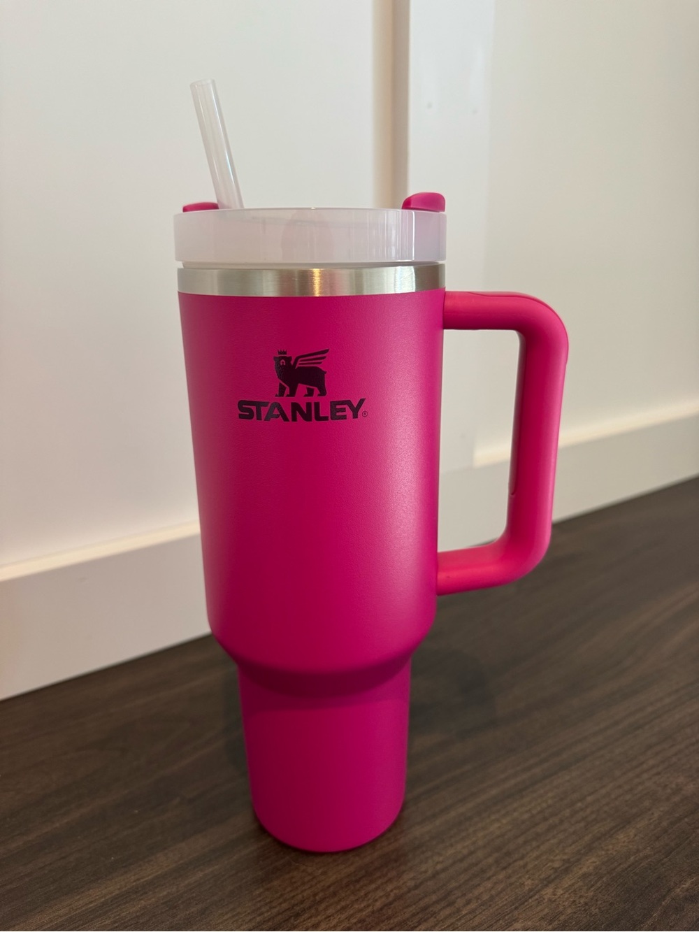 ** Like New **  STANLEY - Hot Pink 40 Ounce Travel Tumbler with Handle and Straw